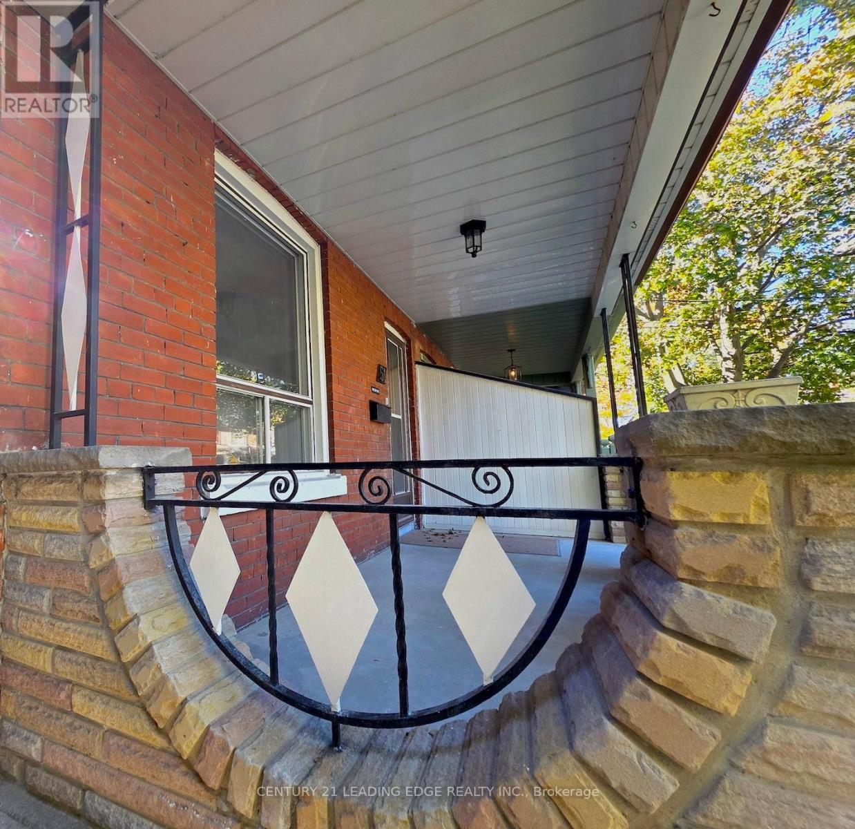 Main - 51 Dearbourne Avenue, Toronto, Ontario  M4K 1M6 - Photo 28 - E12487365