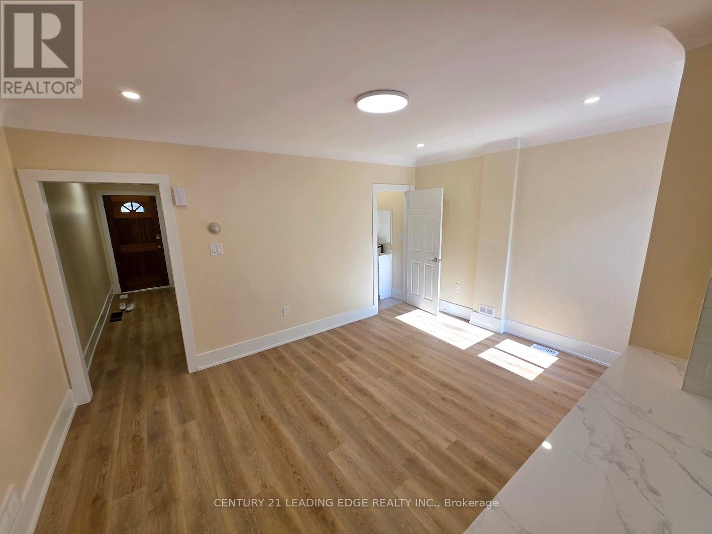 Main - 51 Dearbourne Avenue, Toronto, Ontario  M4K 1M6 - Photo 7 - E12487365