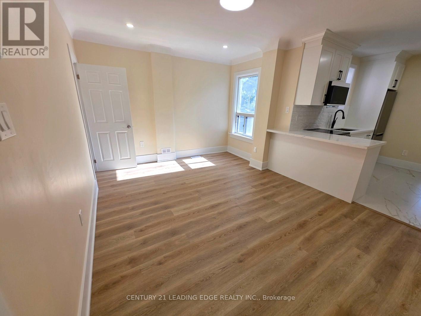 Main - 51 Dearbourne Avenue, Toronto, Ontario  M4K 1M6 - Photo 8 - E12487365