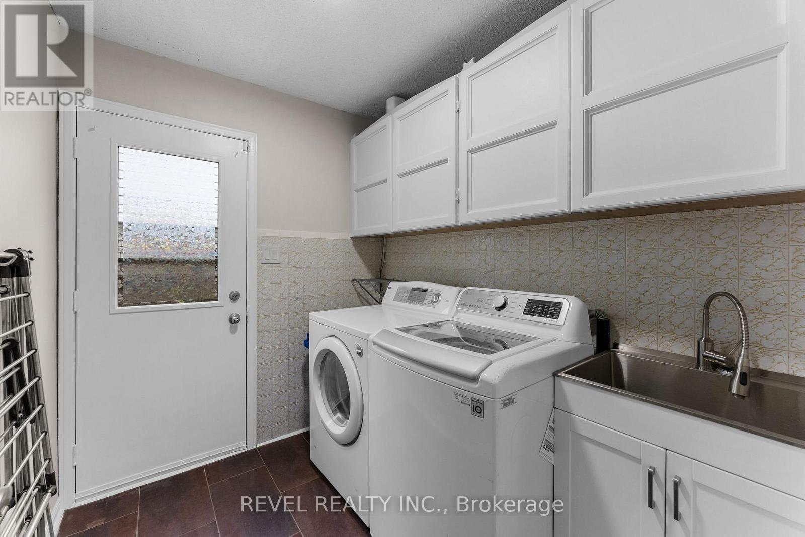 330 Regal Briar Street, Whitby (Blue Grass Meadows), Ontario  L1N 6N1 - Photo 16 - E12487373