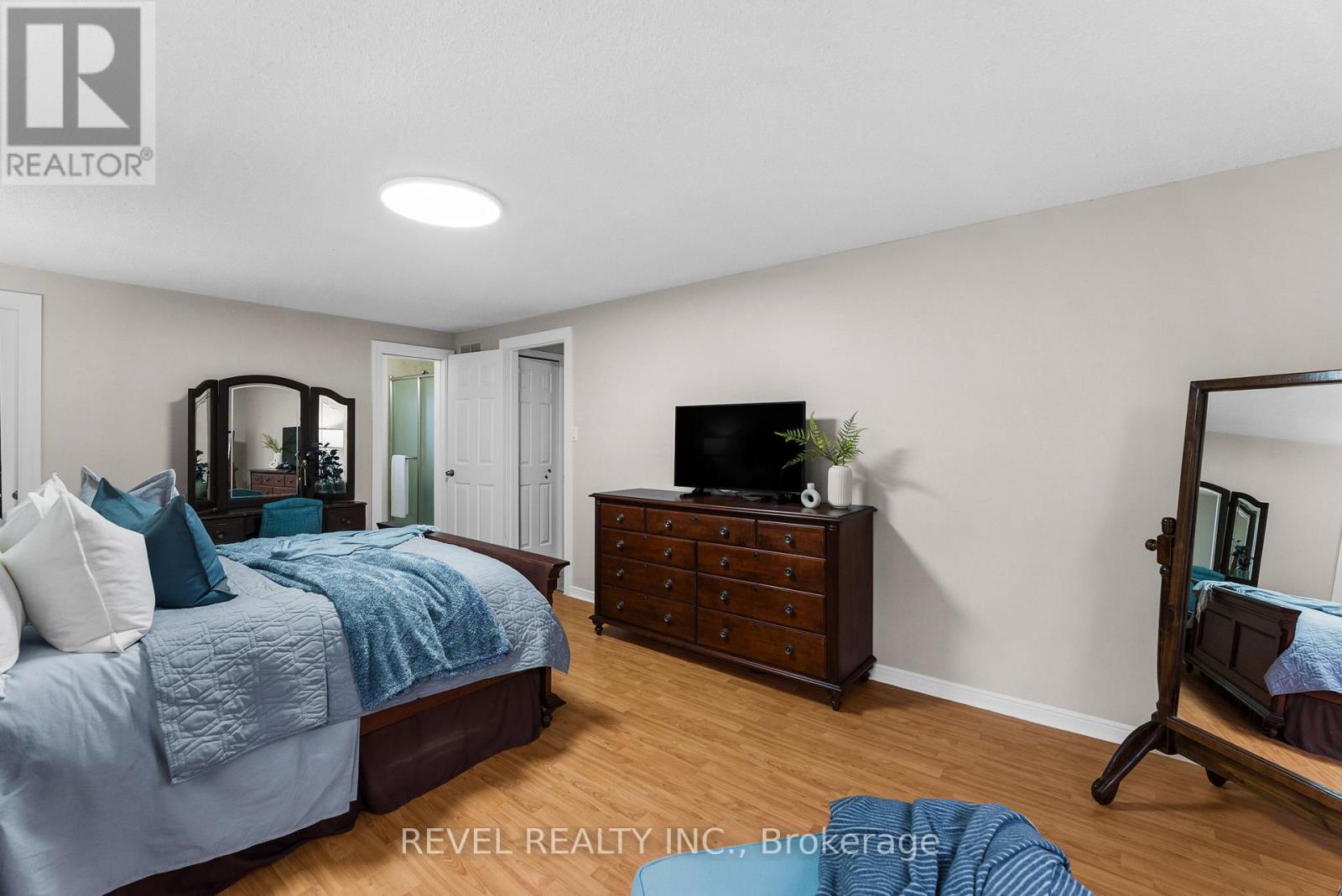 330 Regal Briar Street, Whitby (Blue Grass Meadows), Ontario  L1N 6N1 - Photo 19 - E12487373