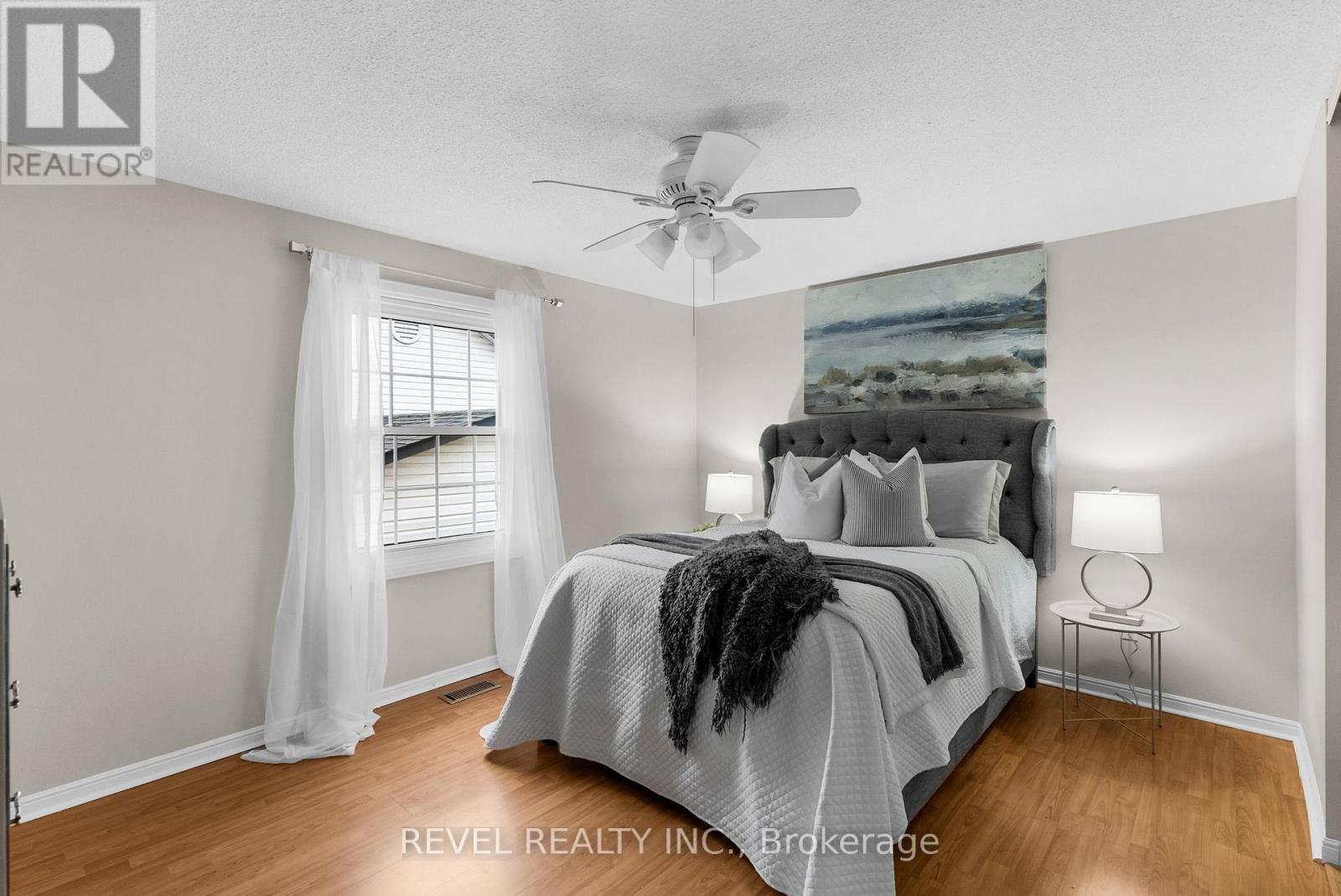 330 Regal Briar Street, Whitby (Blue Grass Meadows), Ontario  L1N 6N1 - Photo 24 - E12487373