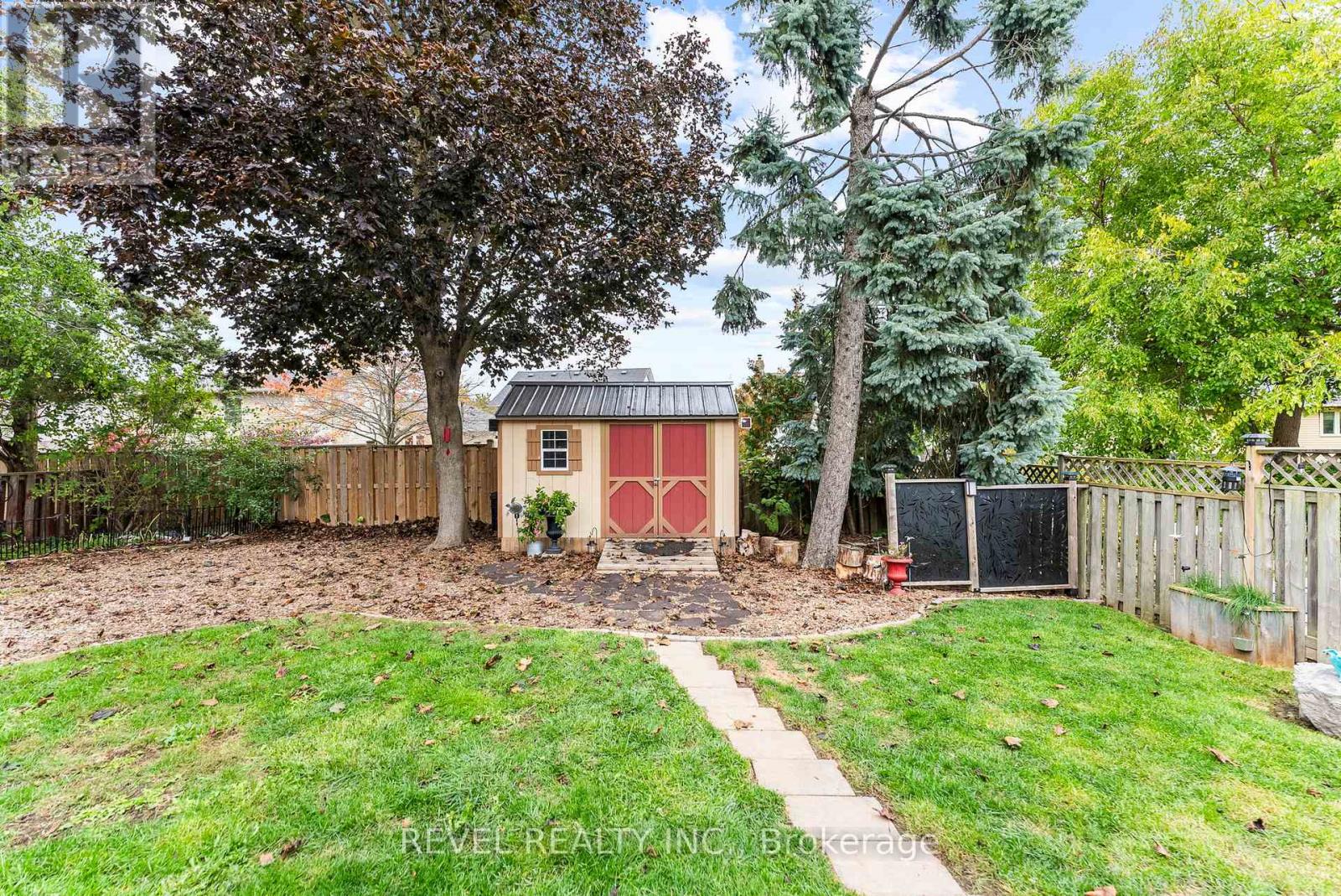 330 Regal Briar Street, Whitby (Blue Grass Meadows), Ontario  L1N 6N1 - Photo 36 - E12487373