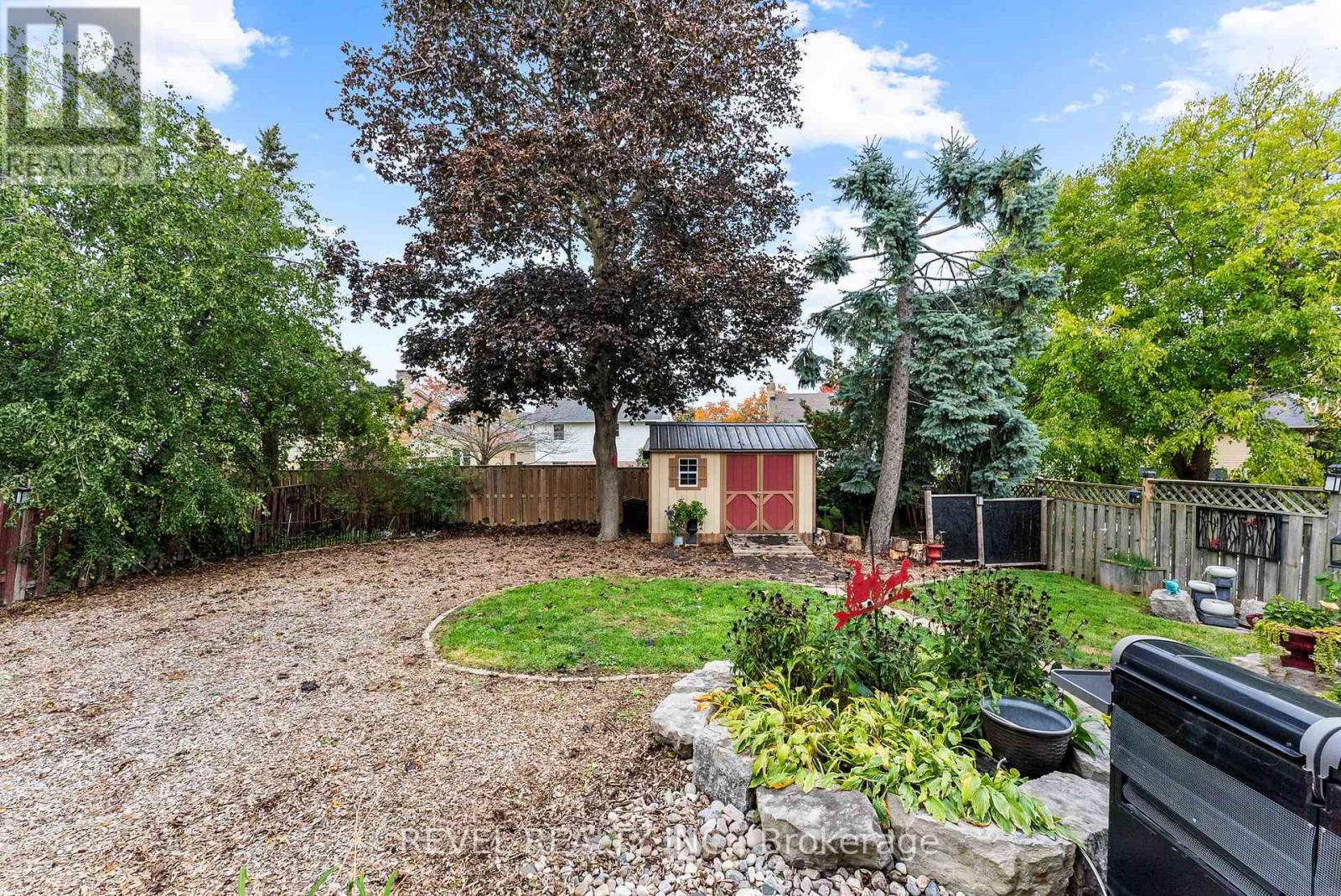 330 Regal Briar Street, Whitby (Blue Grass Meadows), Ontario  L1N 6N1 - Photo 39 - E12487373