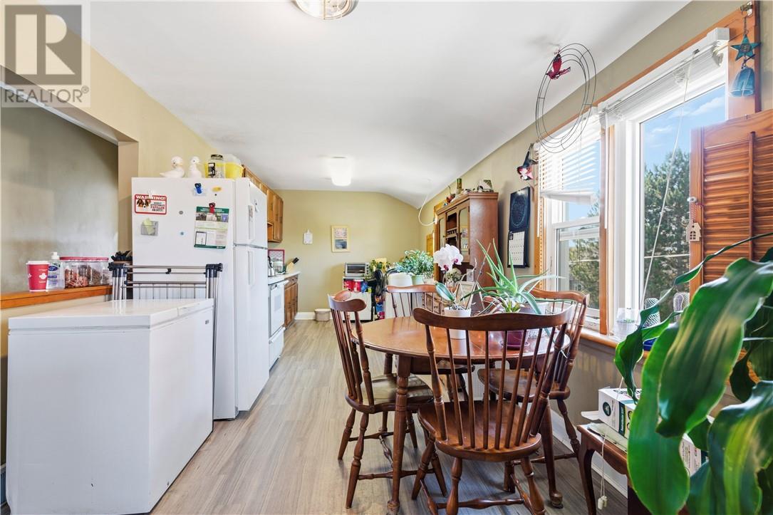 648-650 Lilac Street, Sudbury, Ontario  P3E 4E1 - Photo 6 - 2125408