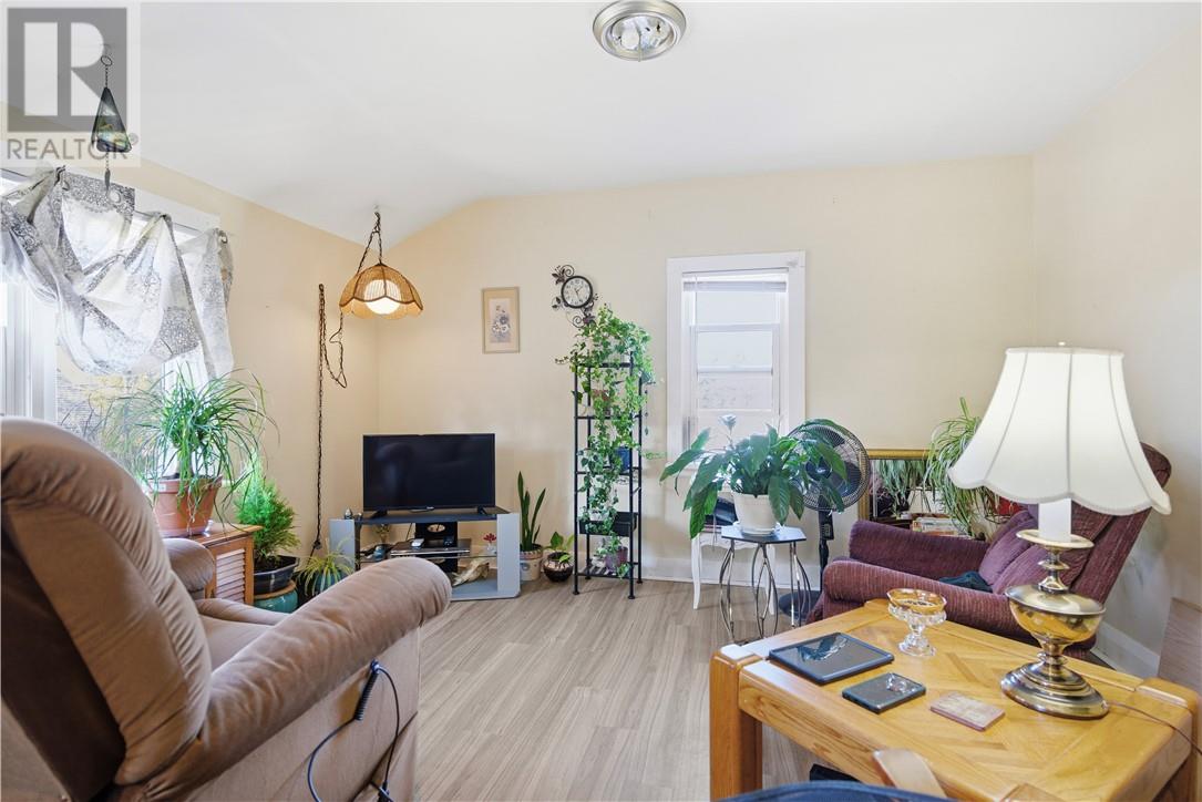 648-650 Lilac Street, Sudbury, Ontario  P3E 4E1 - Photo 7 - 2125408