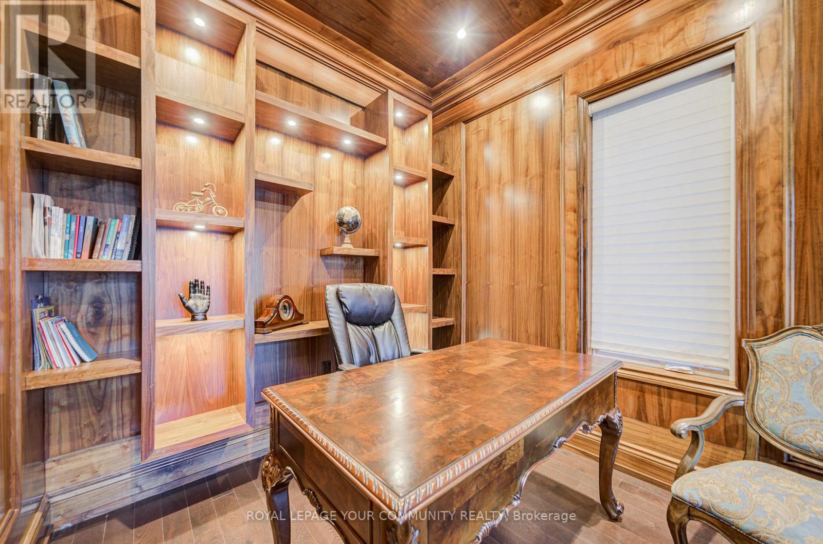 61 Headwater Crescent, Richmond Hill, Ontario  L4E 0T2 - Photo 10 - N12460510