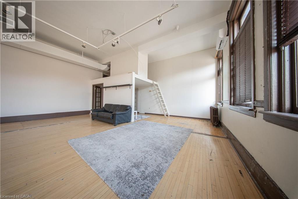 231 Bay Street N, Hamilton, Ontario  L8R 2R1 - Photo 4 - 40784011