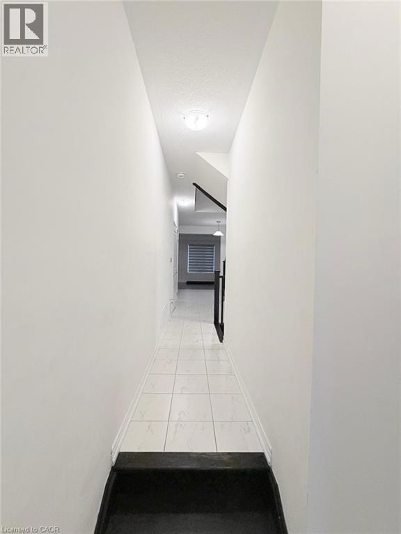 220 Broadacre Drive, Kitchener, Ontario  N2R 0S6 - Photo 5 - 40783959