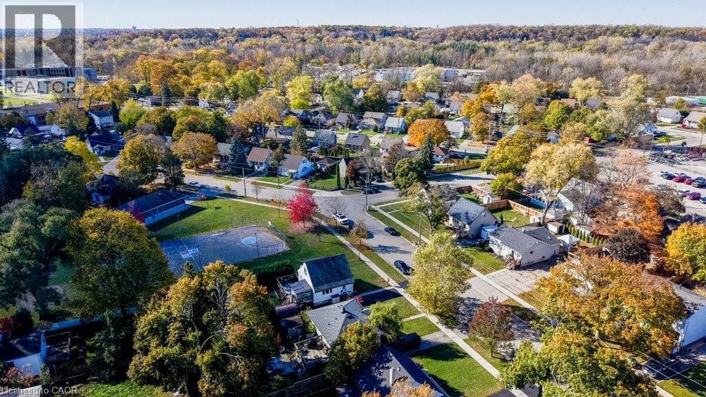 Photo 31 at 93 Alexander Drive, Brantford Photo 31 at 93 Alexander Drive, Brantford