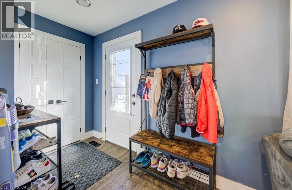 Photo 8 at 93 Alexander Drive, Brantford Photo 8 at 93 Alexander Drive, Brantford