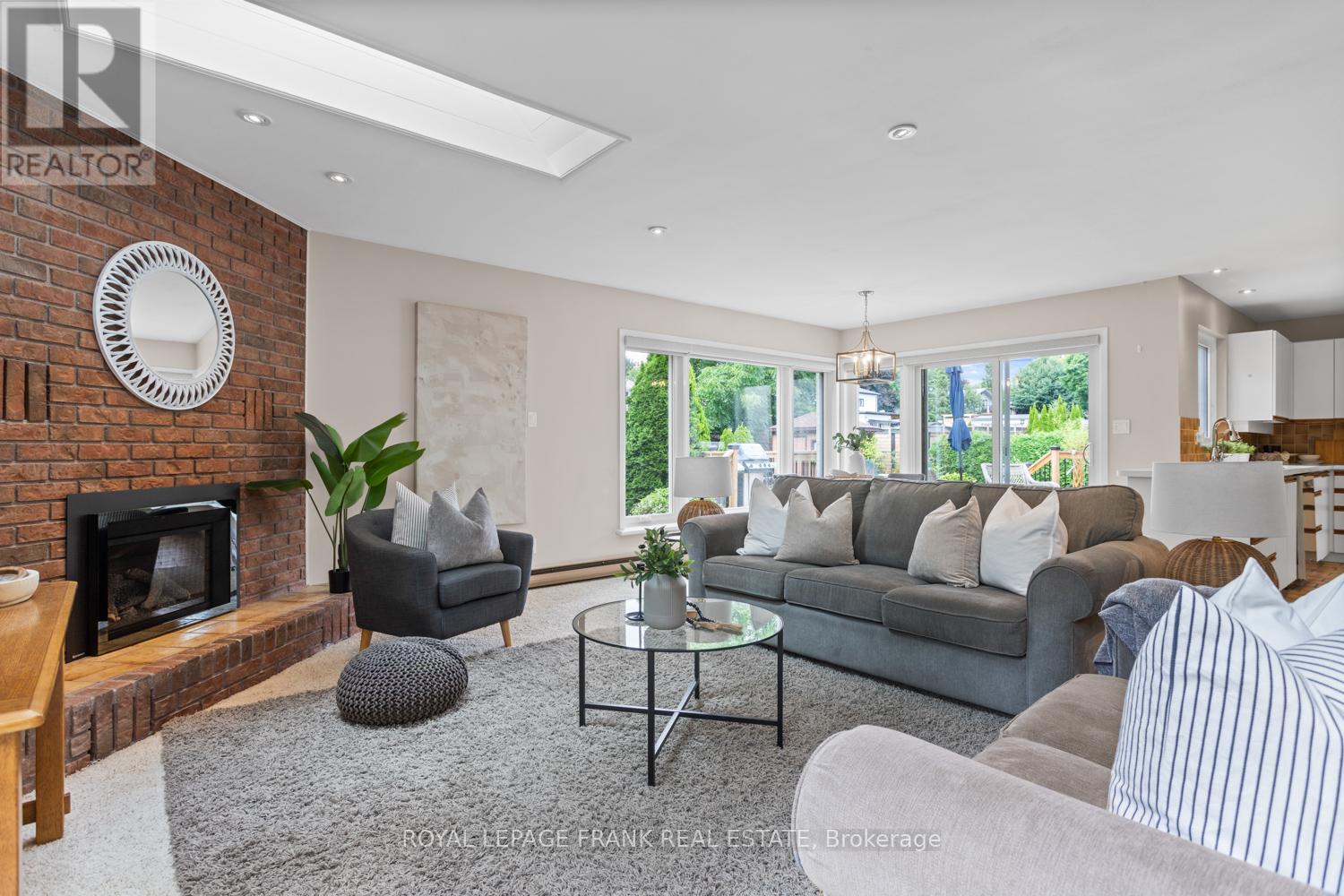 848 Swiss Heights, Oshawa (Pinecrest), Ontario  L1K 2A9 - Photo 11 - E12487436