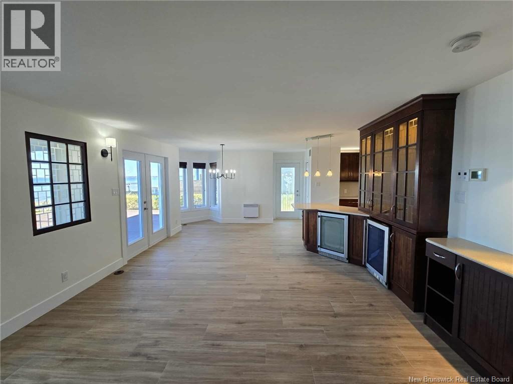 2156 Queen Elizabeth Drive, Bathurst, New Brunswick  E2A 4Y4 - Photo 19 - NB127879