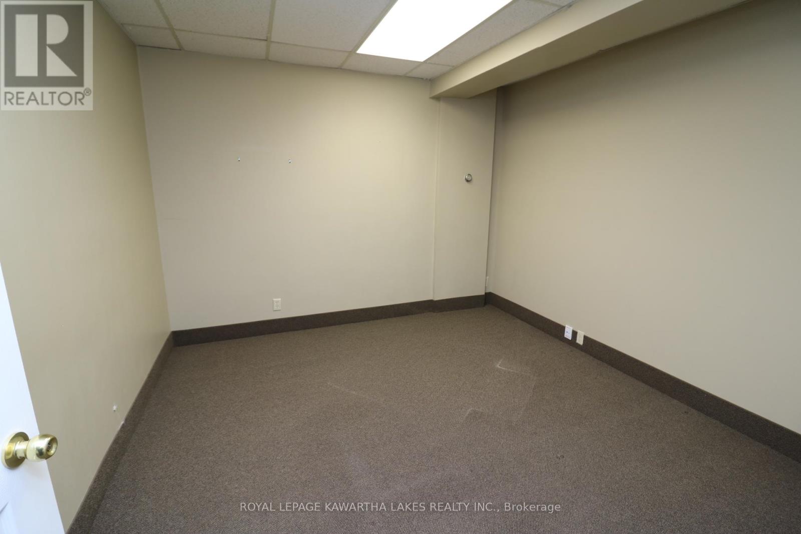 640 Sqft - 328 Mill Street, Brock, Ontario  L0K 1A0 - Photo 4 - N12487410