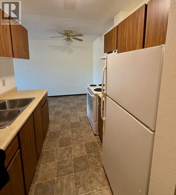 2011 2nd Street N Unit# 308, Cranbrook, British Columbia  V1C 3L4 - Photo 2 - 10366186