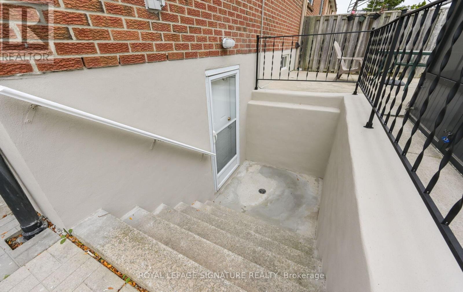 3980 Midhurst Lane, Mississauga, Ontario  L4Z 1C7 - Photo 27 - W12487178