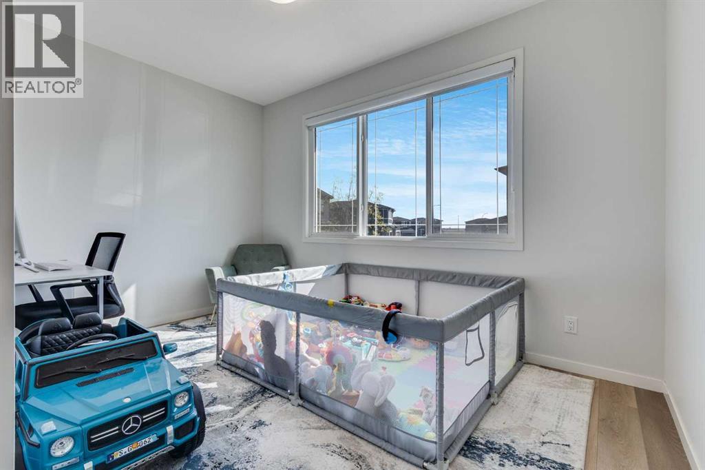 119 Herron Street Ne, Calgary, Alberta  T3P 1Y9 - Photo 5 - A2259561