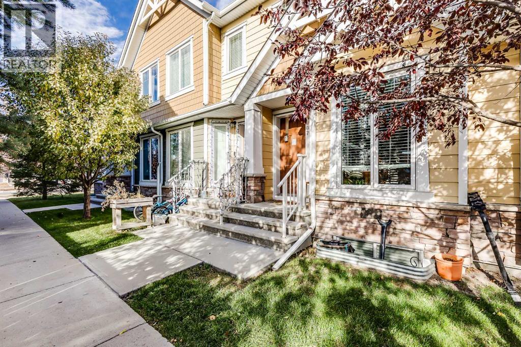 1307, 2400 Ravenswood View Se, Airdrie, Alberta  T4A 0V7 - Photo 2 - A2266580