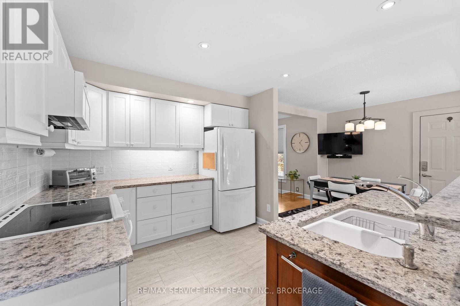 998 Woodbine Road, Kingston (North Of Taylor-Kidd Blvd), Ontario  K7P 2V9 - Photo 10 - X12487387