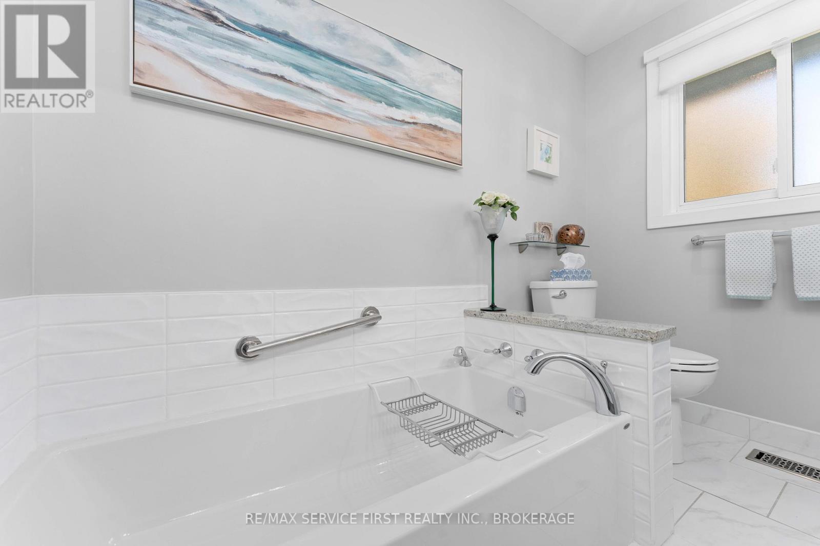 998 Woodbine Road, Kingston (North Of Taylor-Kidd Blvd), Ontario  K7P 2V9 - Photo 29 - X12487387