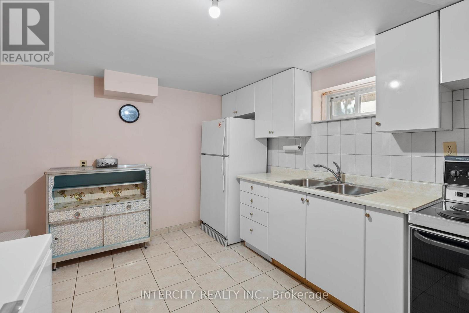 64 Brandy Crescent, Vaughan, Ontario  L4L 3C7 - Photo 40 - N12487234