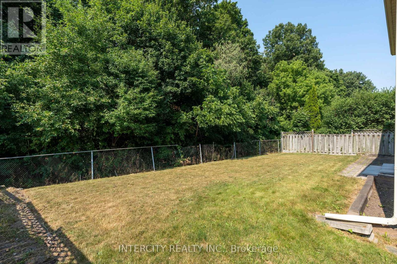 64 Brandy Crescent, Vaughan, Ontario  L4L 3C7 - Photo 47 - N12487234