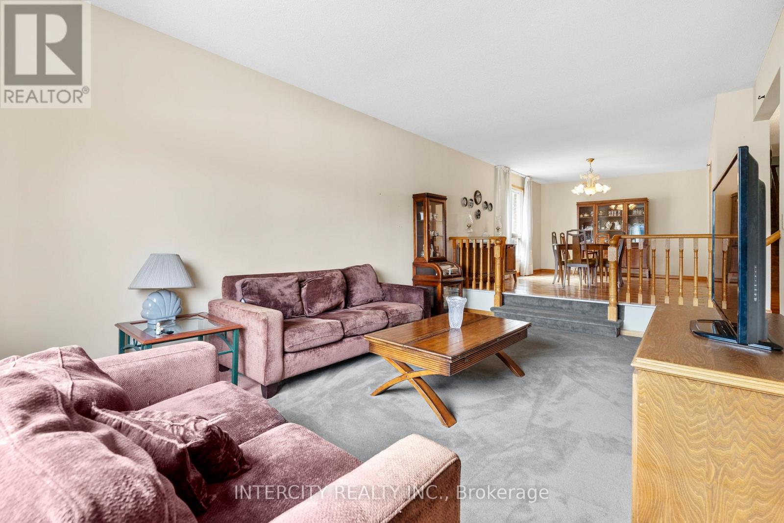 64 Brandy Crescent, Vaughan, Ontario  L4L 3C7 - Photo 6 - N12487234