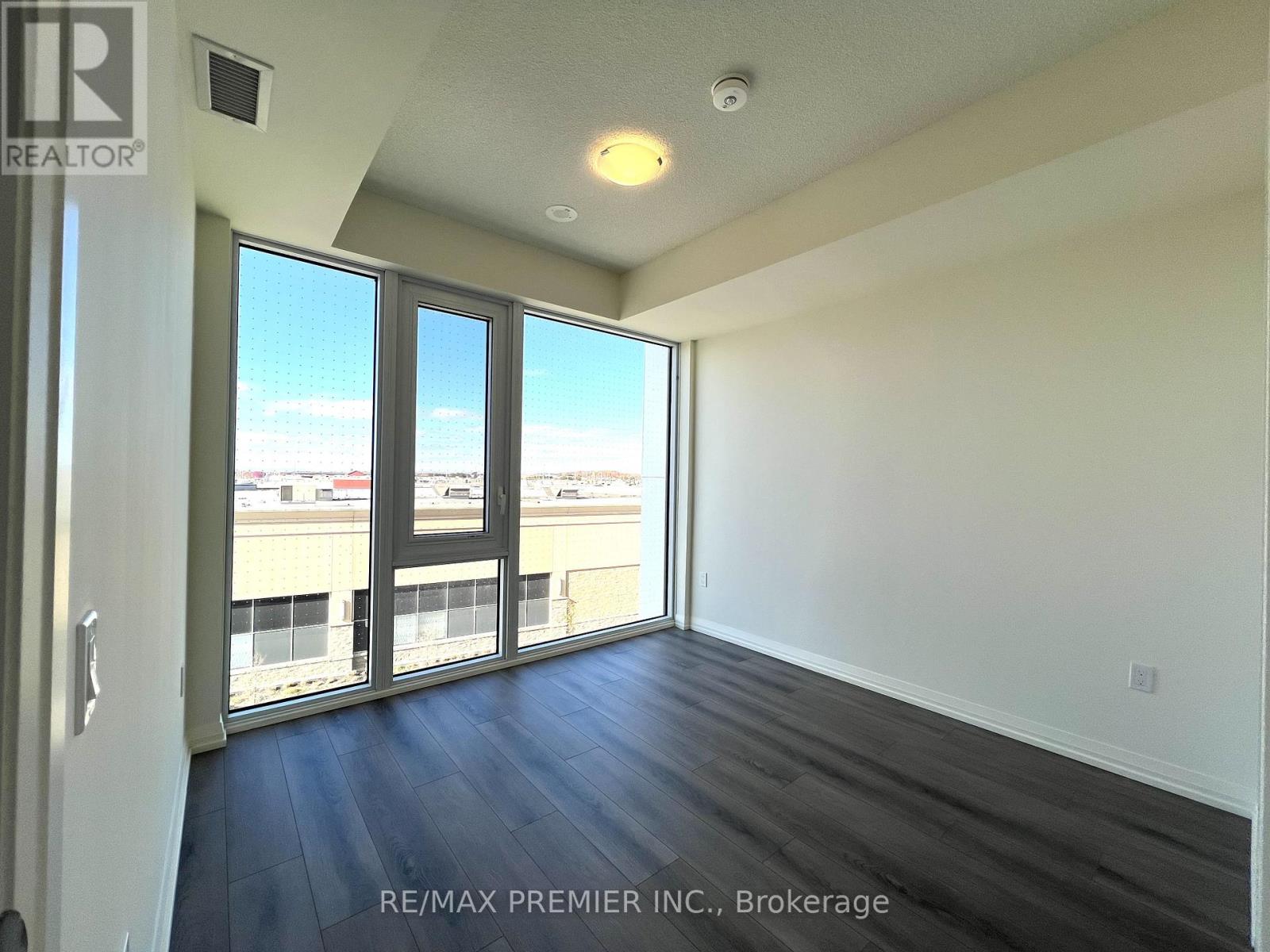 410 - 27 Korda Gate, Vaughan, Ontario  L4K 0P6 - Photo 11 - N12487241