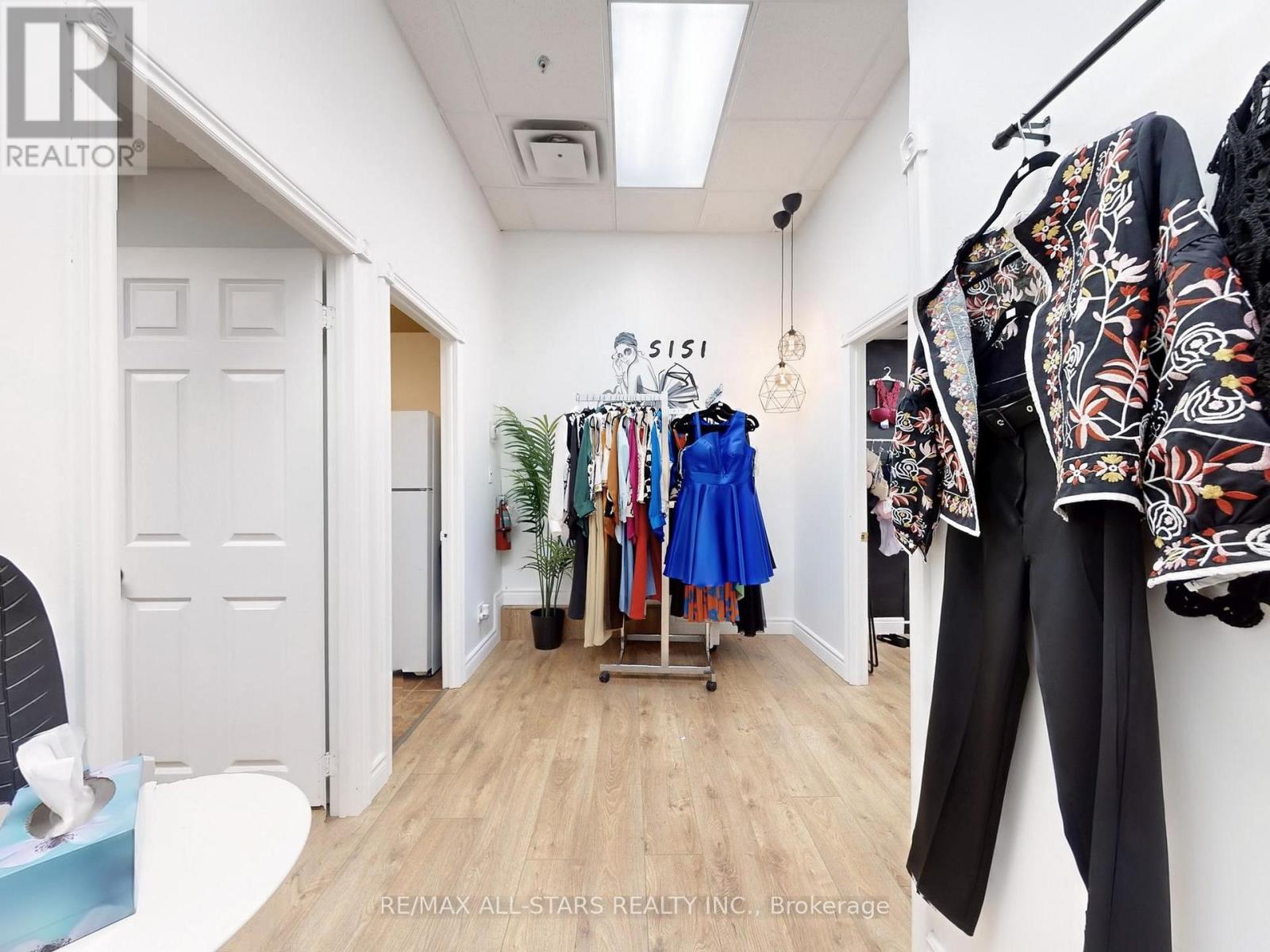 3a - 38 Wellington Street E, Aurora, Ontario  L4G 1H5 - Photo 28 - N12487280