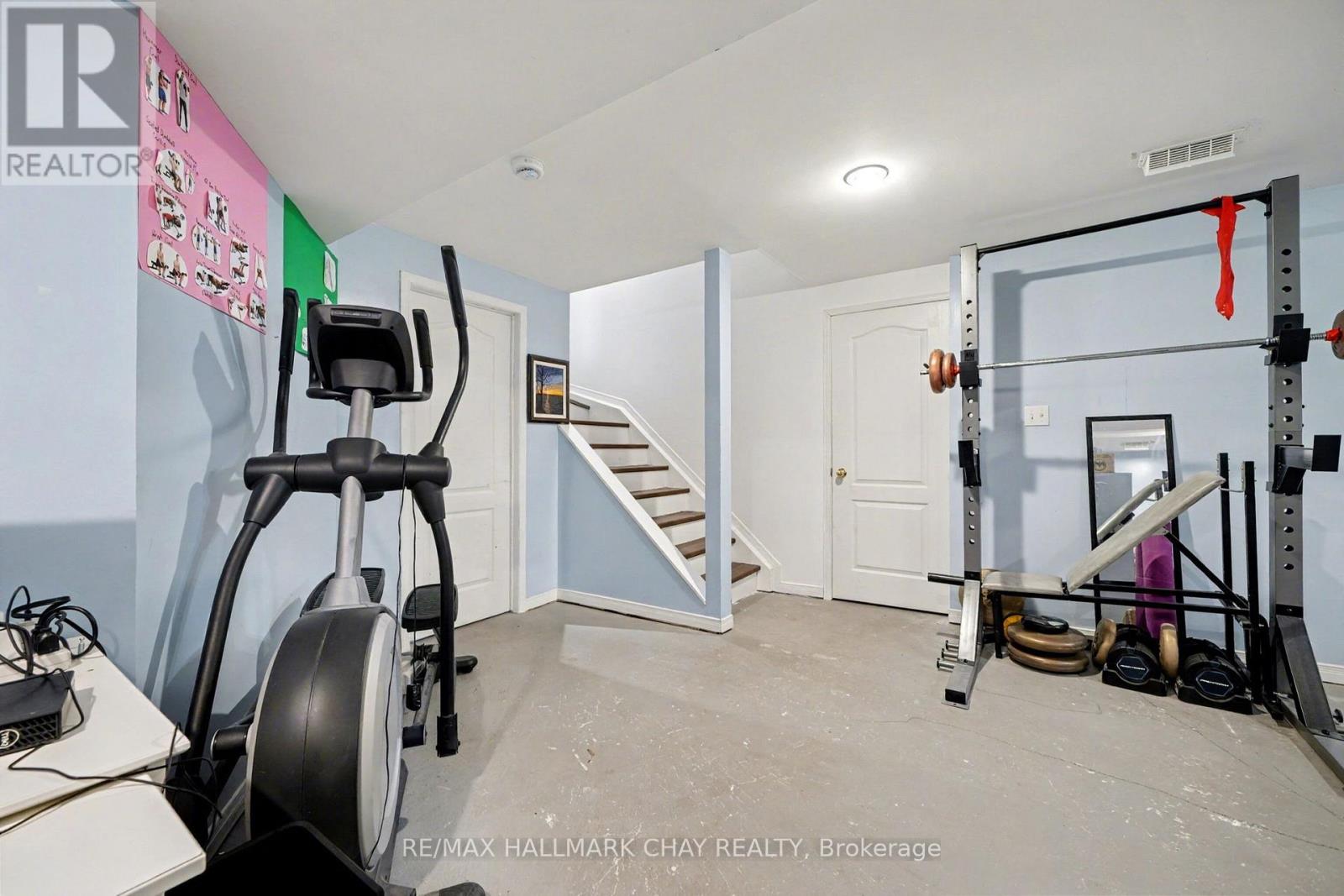 29 Daniele Avenue N, New Tecumseth (Beeton), Ontario  L0G 1A0 - Photo 32 - N12487283