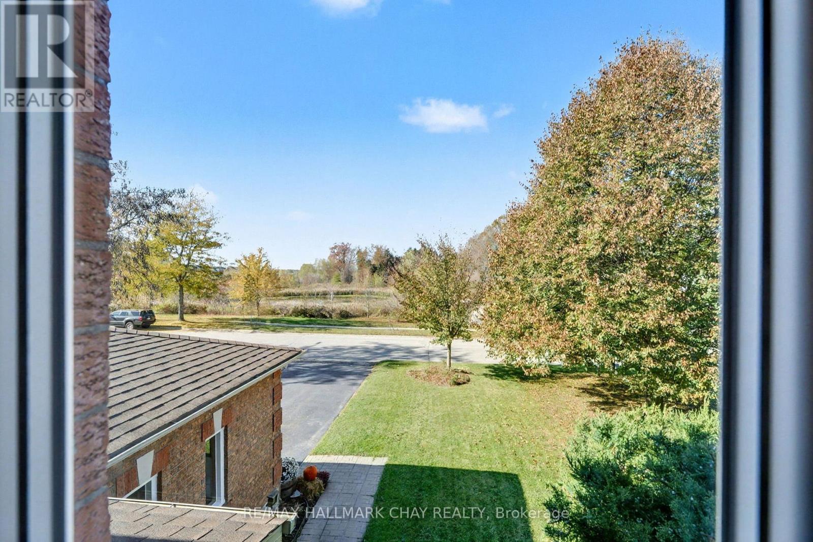 29 Daniele Avenue N, New Tecumseth (Beeton), Ontario  L0G 1A0 - Photo 34 - N12487283