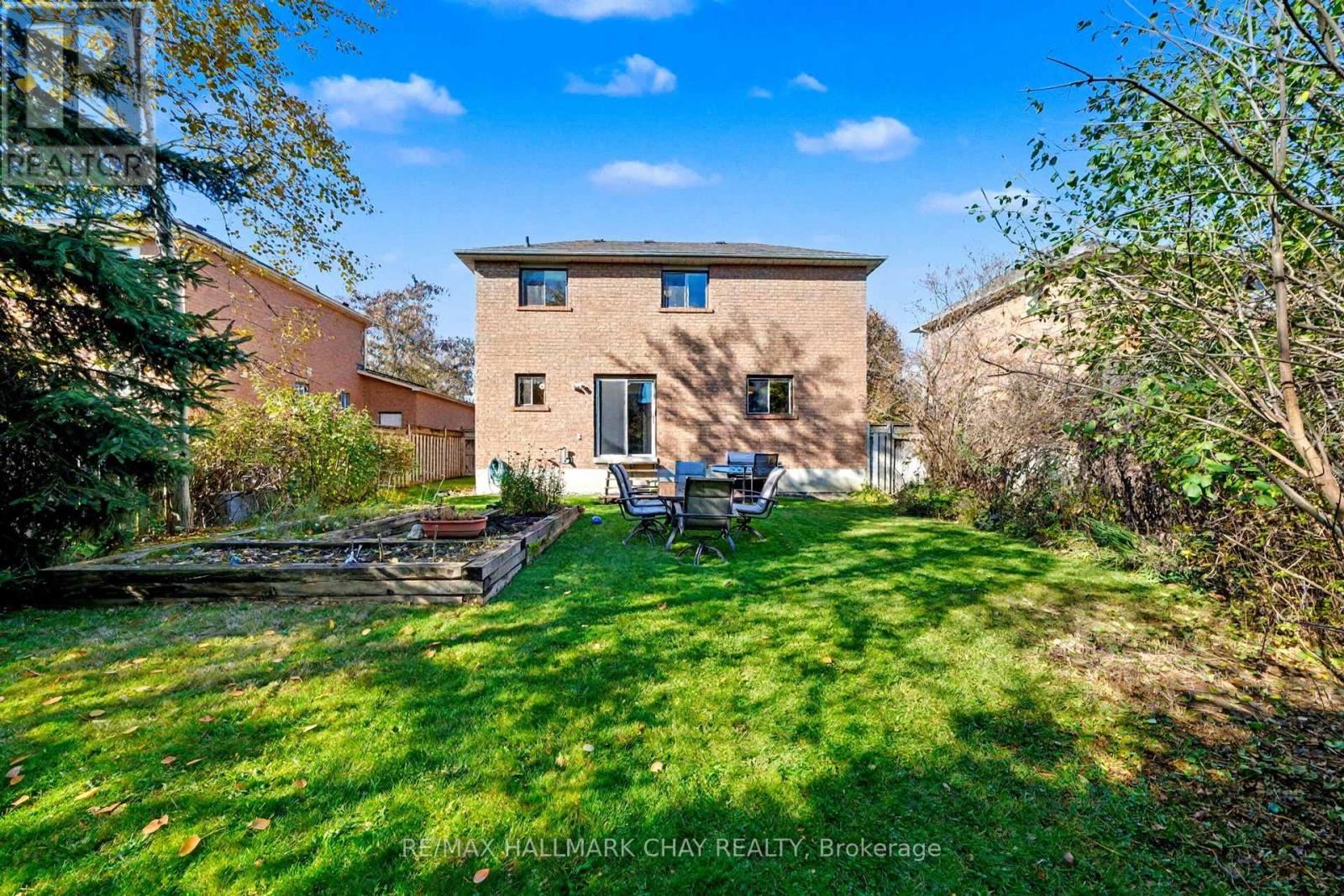 29 Daniele Avenue N, New Tecumseth (Beeton), Ontario  L0G 1A0 - Photo 36 - N12487283