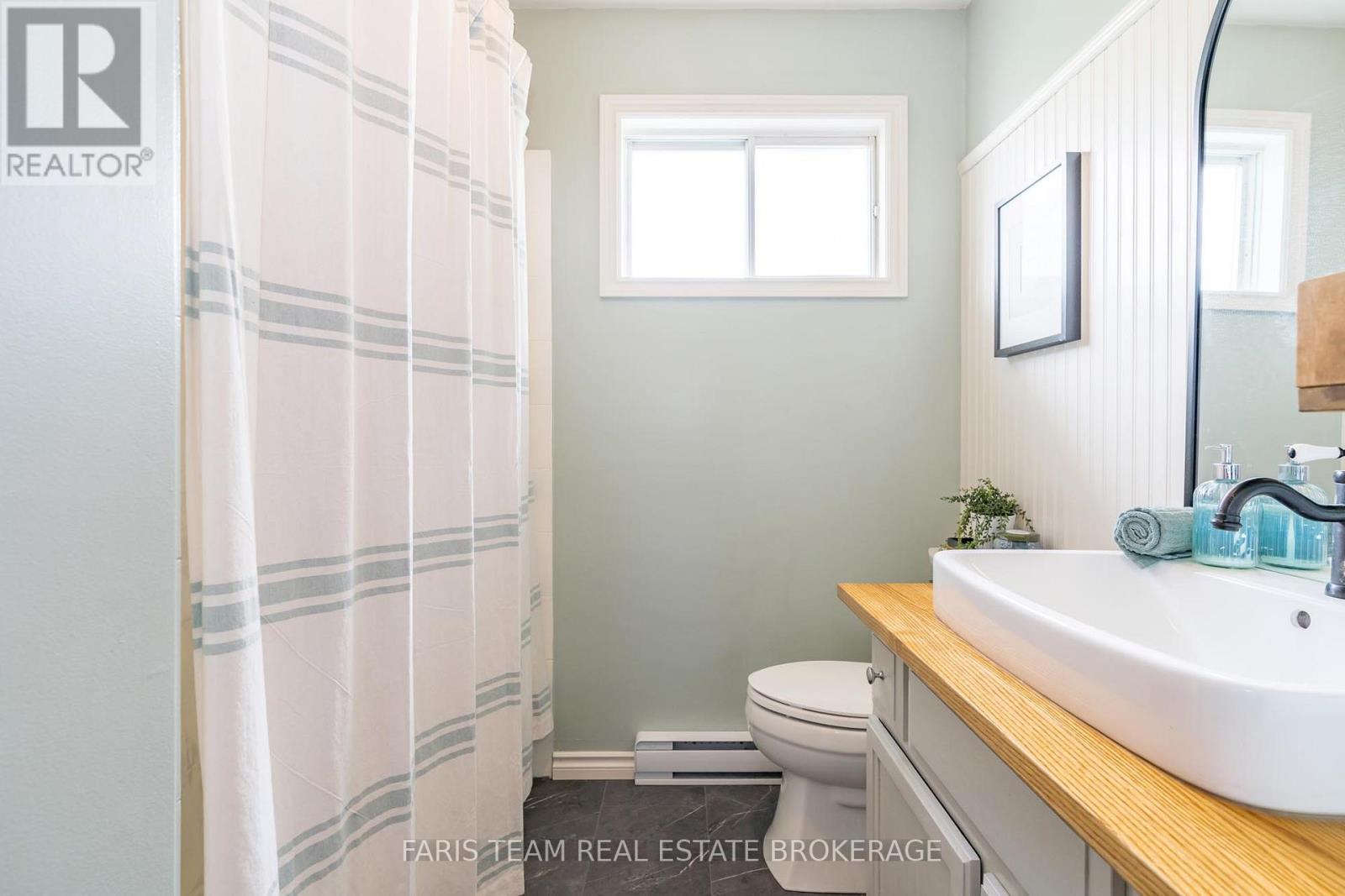 427 Ann Street, Tay, Ontario  L0K 1R0 - Photo 17 - S12487250