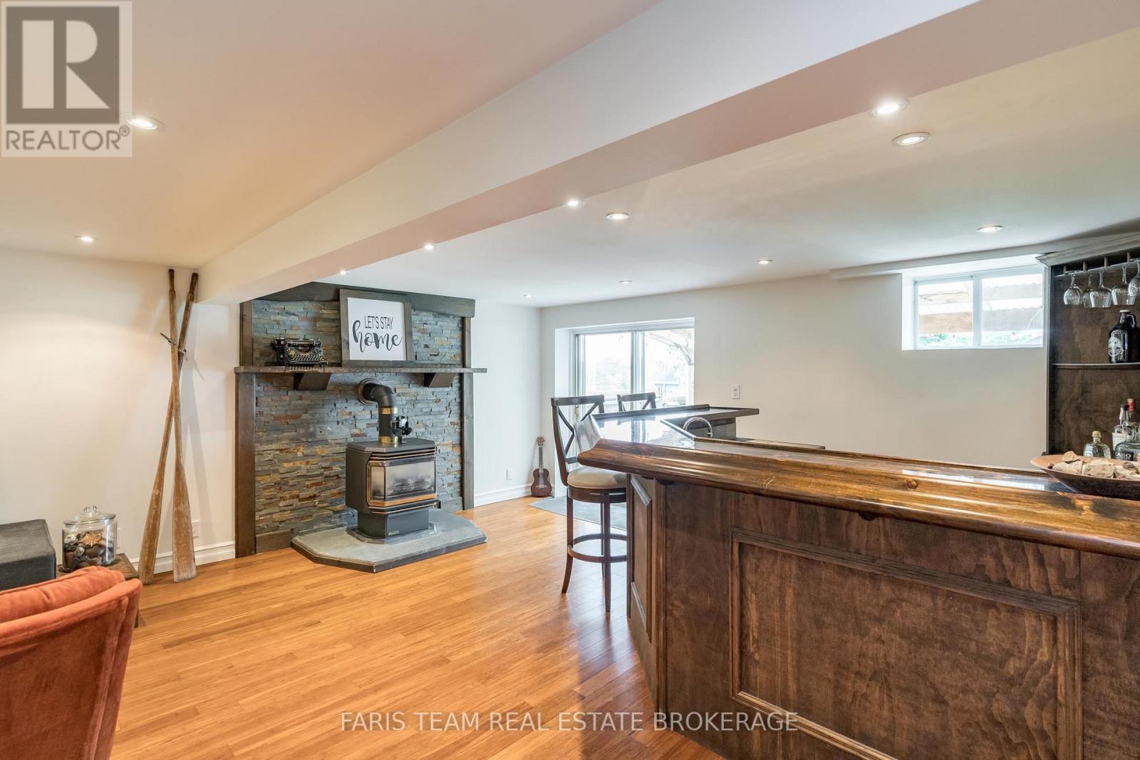 427 Ann Street, Tay, Ontario  L0K 1R0 - Photo 21 - S12487250