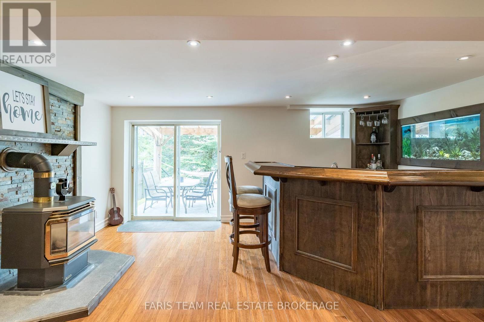 427 Ann Street, Tay, Ontario  L0K 1R0 - Photo 24 - S12487250