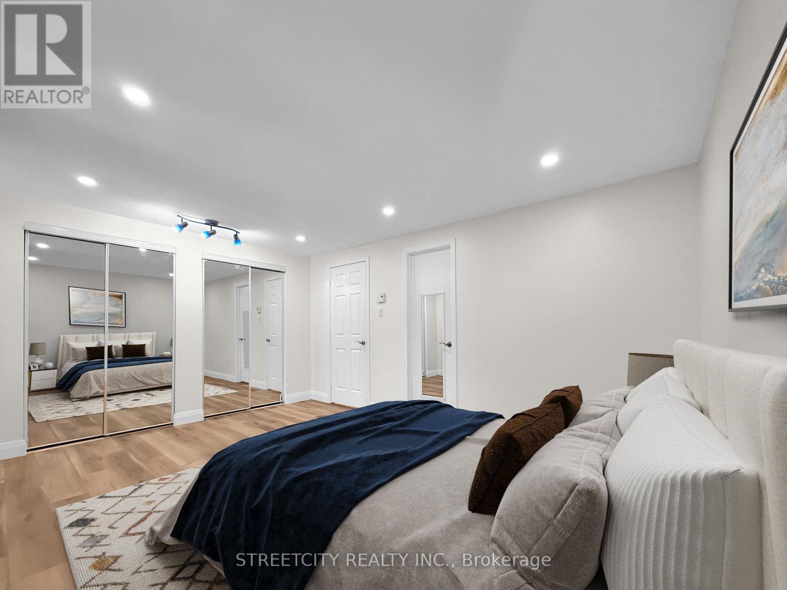 118 Monmore Road, London North, Ontario  N6G 3A6 - Photo 9 - X12487396