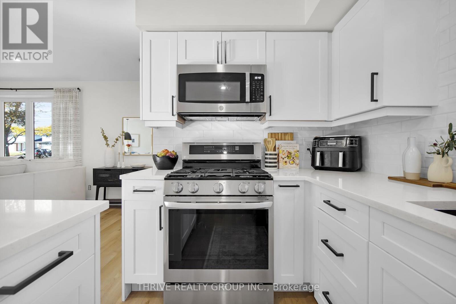 122 St Lawrence Boulevard, London South (South O), Ontario  N6J 2X1 - Photo 17 - X12487435