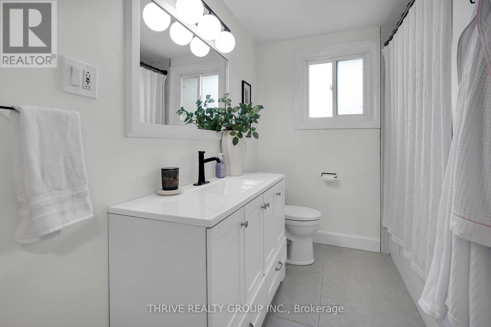 122 St Lawrence Boulevard, London South (South O), Ontario  N6J 2X1 - Photo 24 - X12487435