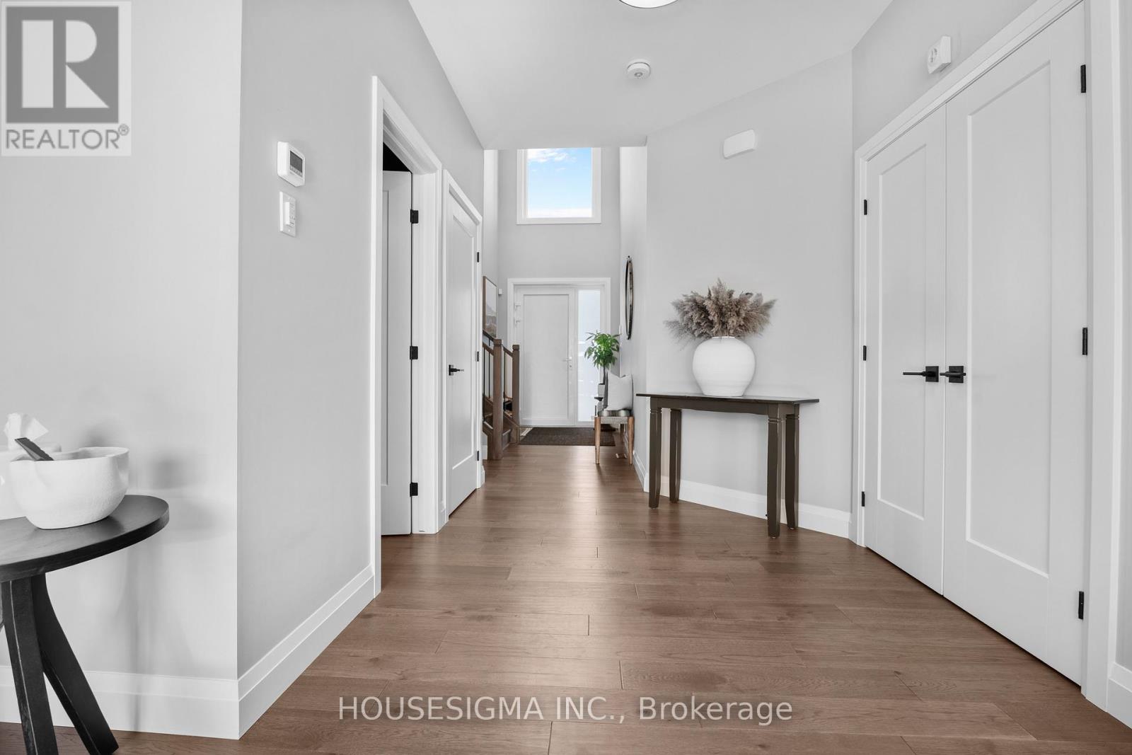 229 Crestview Drive, Middlesex Centre (Kilworth), Ontario  N0L 1R0 - Photo 13 - X12487450