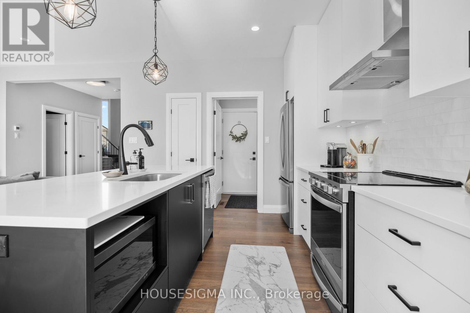 229 Crestview Drive, Middlesex Centre (Kilworth), Ontario  N0L 1R0 - Photo 15 - X12487450