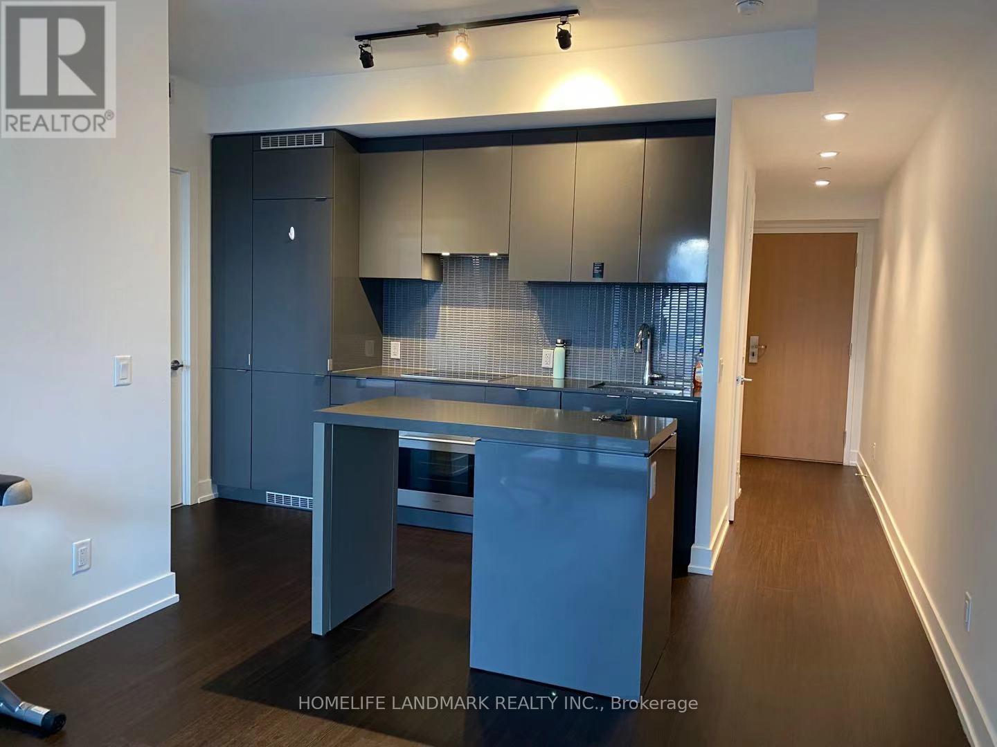 2412 - 7 Grenville Street, Toronto, Ontario  M4Y 1A1 - Photo 2 - C12487339