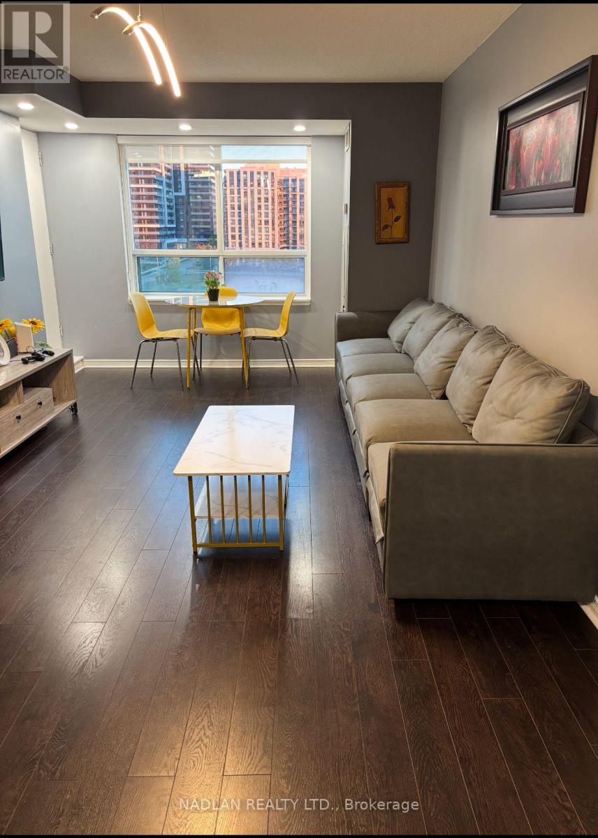 615 - 39 Oneida Crescent, Richmond Hill, Ontario  L4B 4T9 - Photo 7 - N12480752