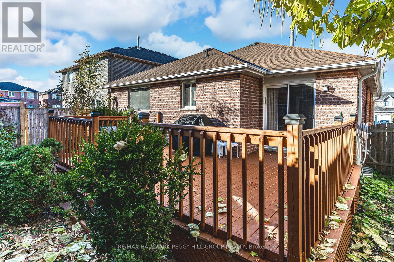 10 Stephanie Lane, Barrie, Ontario  L4N 0V2 - Photo 14 - S12474319