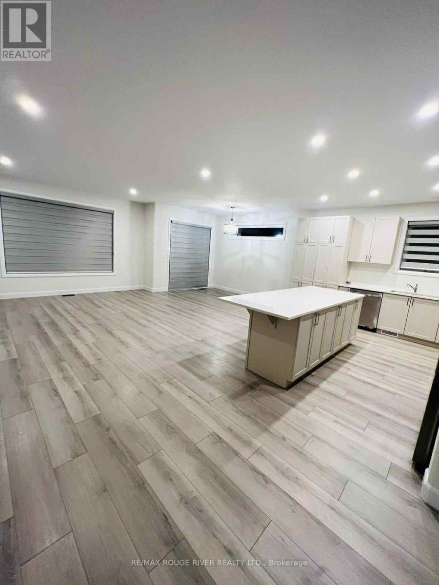 46 Erie Court, Loyalist, Ontario  K7N 0E3 - Photo 6 - X12449508