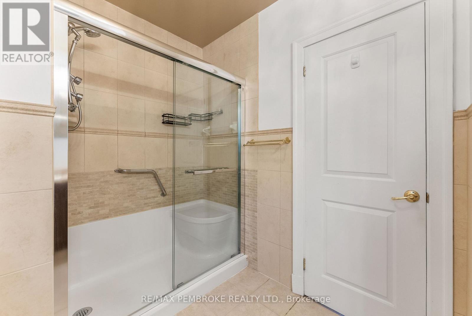 235 Broadview Drive, Pembroke, Ontario  K8A 2A5 - Photo 27 - X12487455