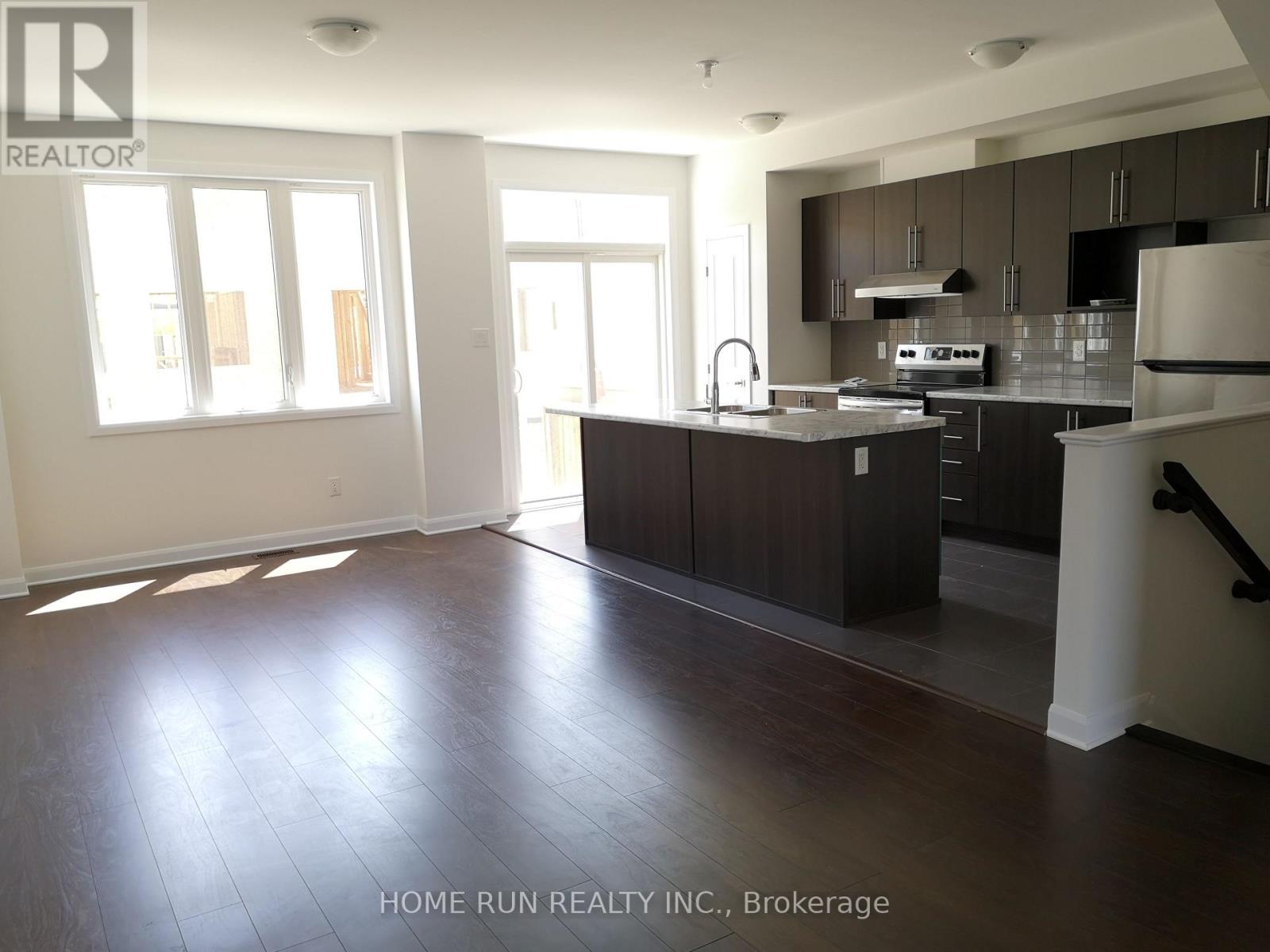 127 Gardenpost Terrace, Ottawa, Ontario  K4A 5G9 - Photo 2 - X12487461