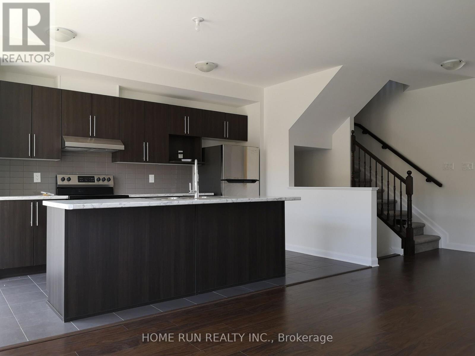 127 Gardenpost Terrace, Ottawa, Ontario  K4A 5G9 - Photo 3 - X12487461