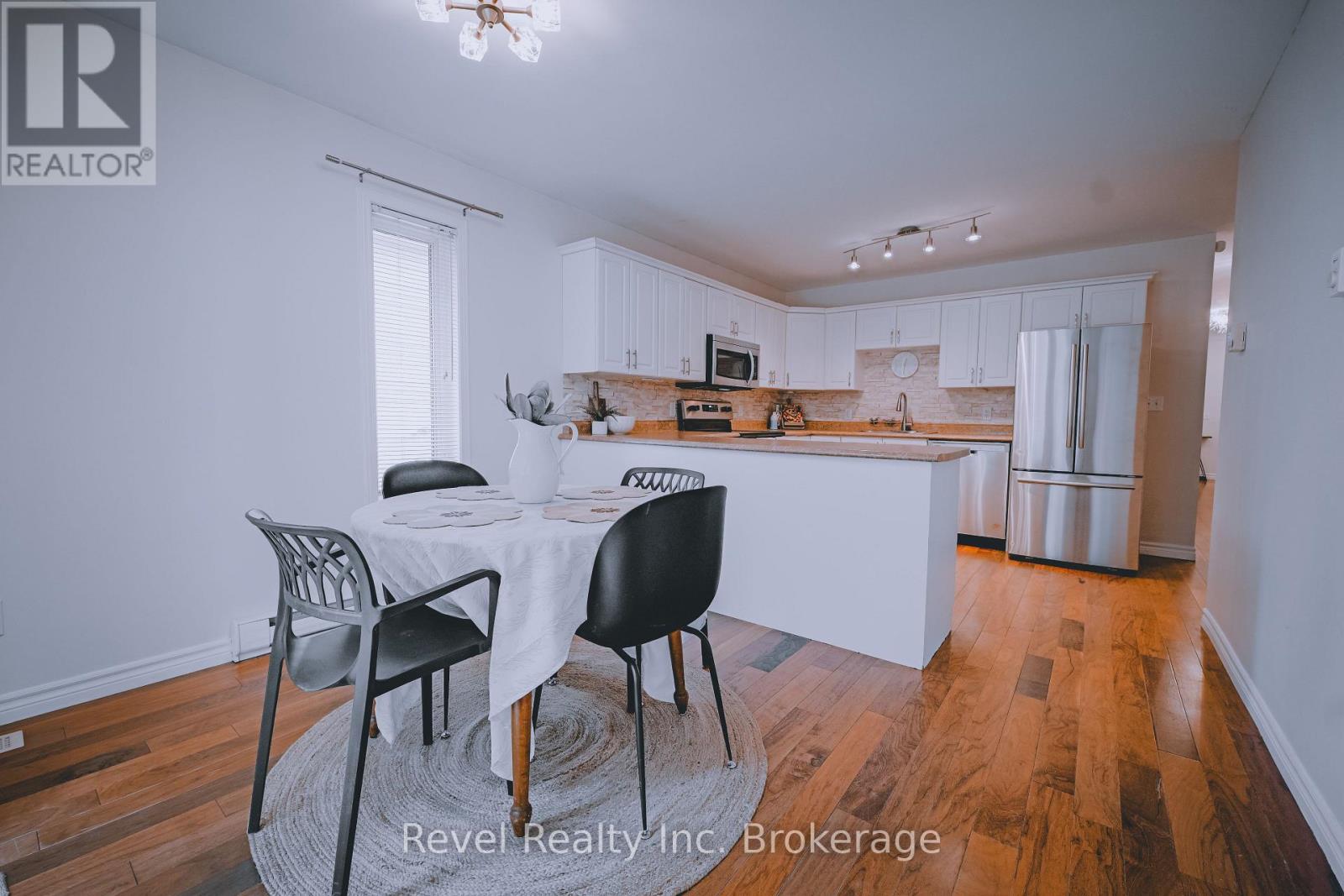 256 Thelma Avenue, North Bay, Ontario  P1A 4M8 - Photo 24 - X12487444