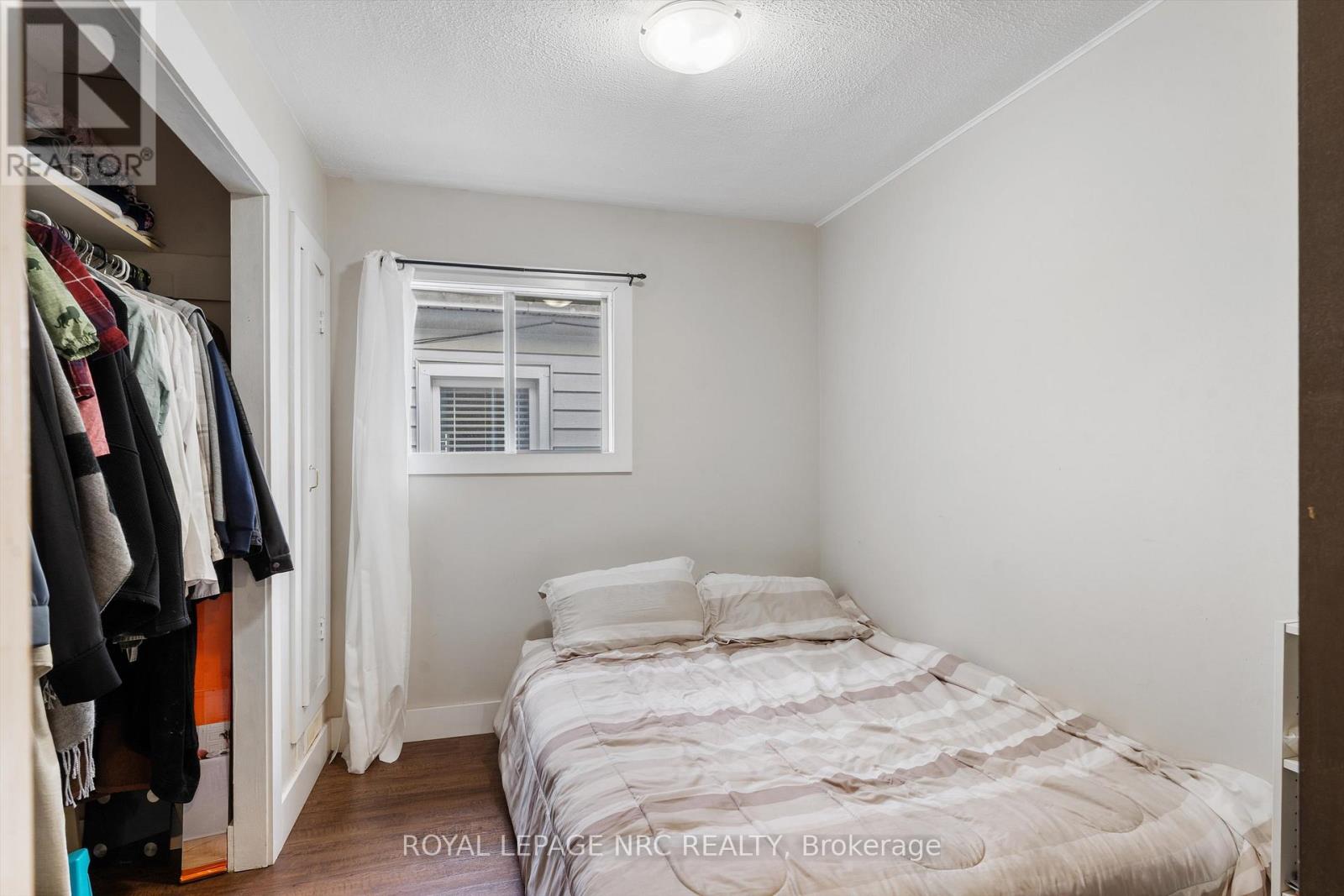 31 Rodman Street, St. Catharines (Downtown), Ontario  L2R 5C9 - Photo 12 - X12487448