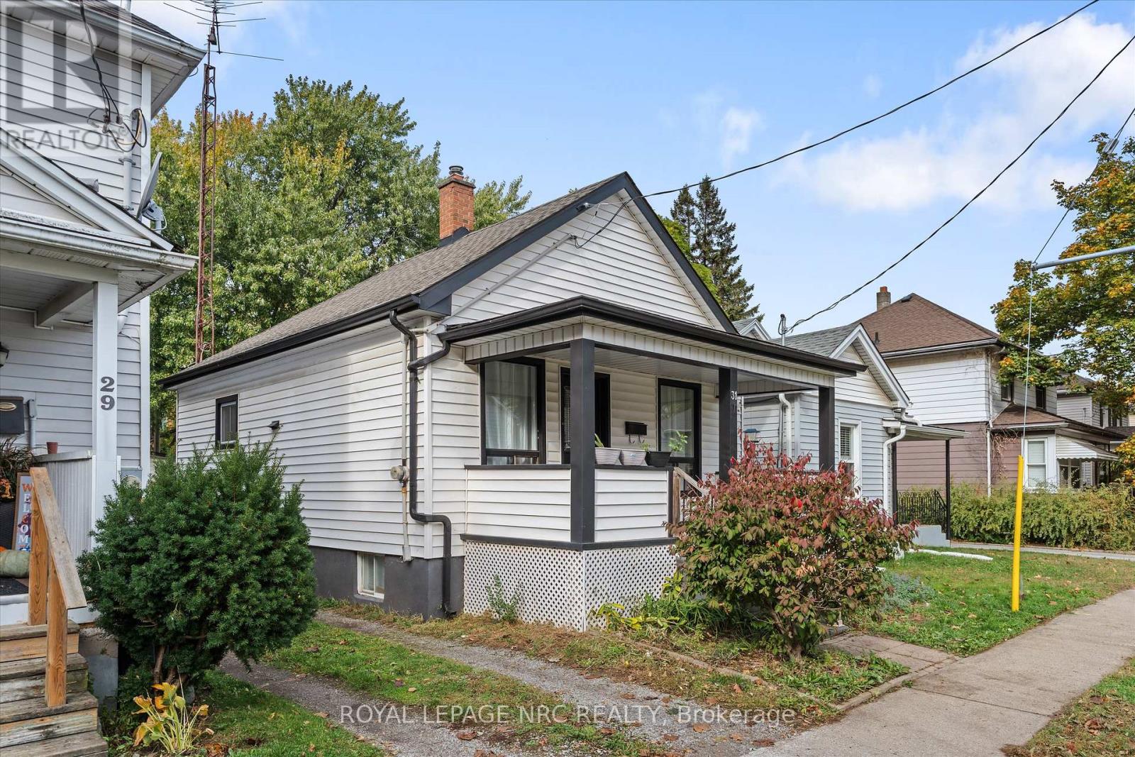 31 Rodman Street, St. Catharines (Downtown), Ontario  L2R 5C9 - Photo 2 - X12487448